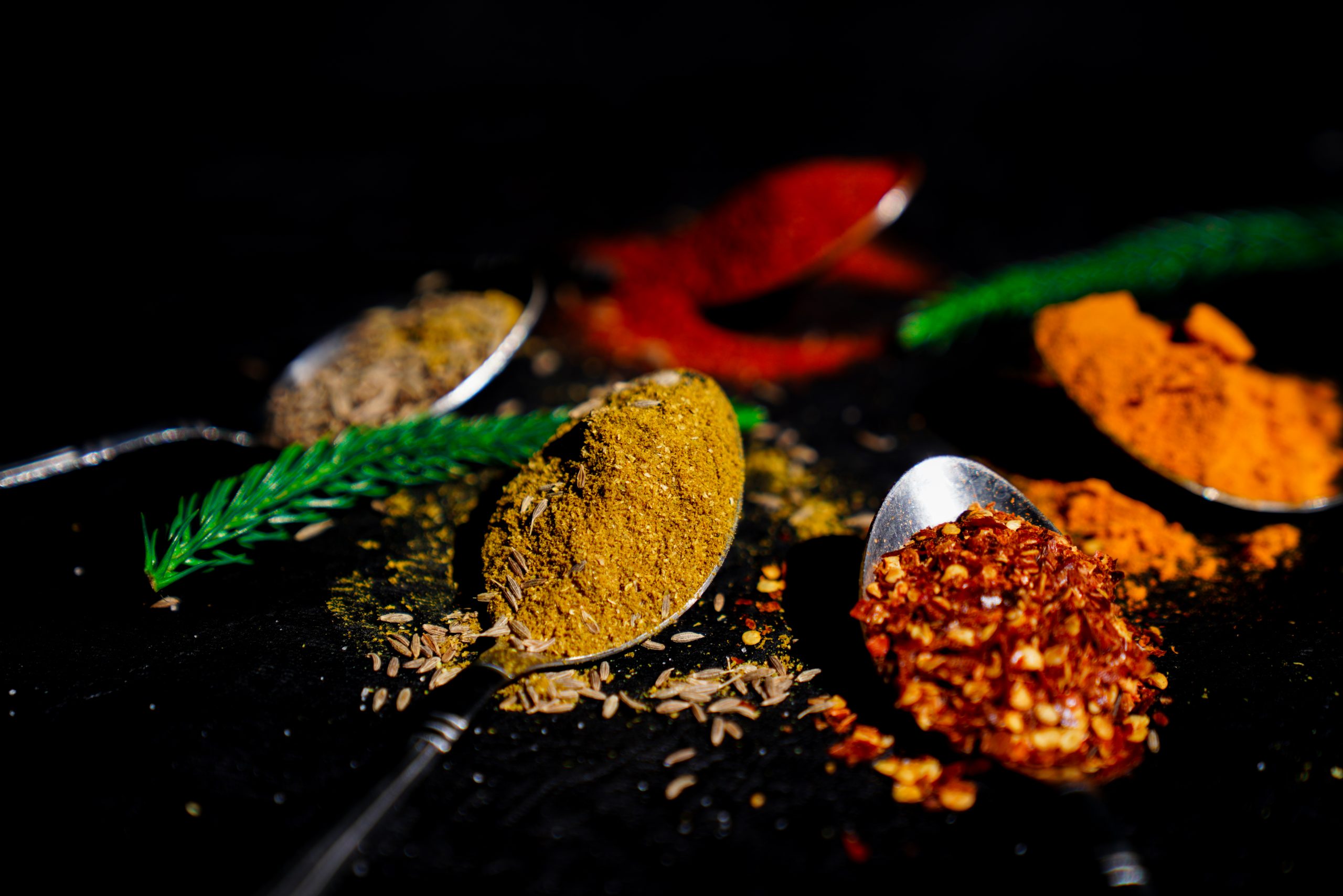 SPICES & POWDER